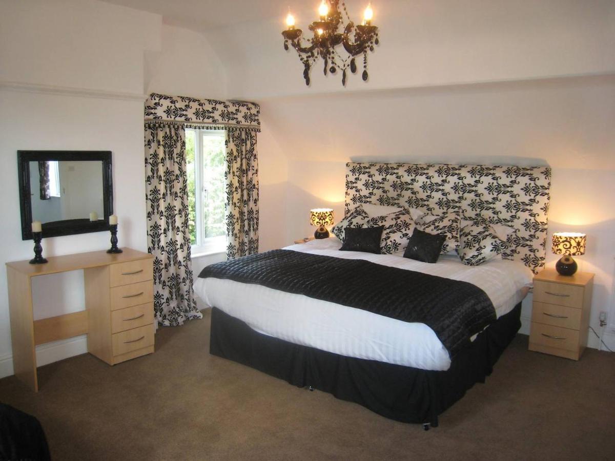 Arden Hill Farmhouse - Hot Tub, Snooker Table, Sleeps 16 Stratford-upon-Avon Exterior photo